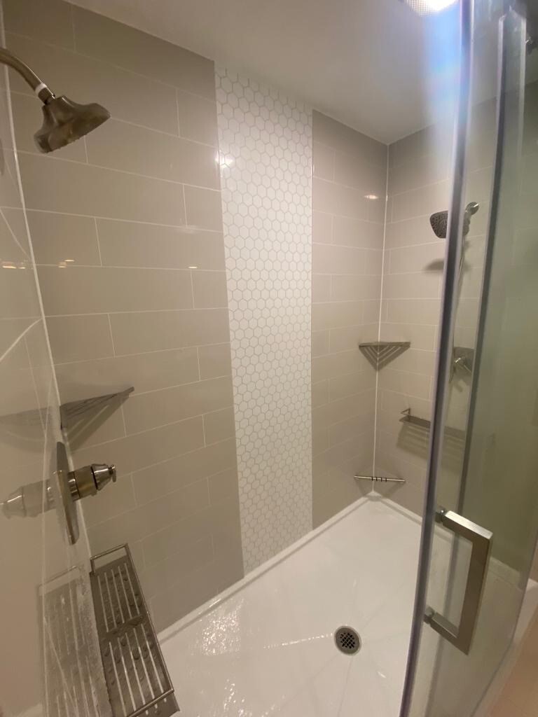 Acrylic Shower Surround from Miller Home Renovations